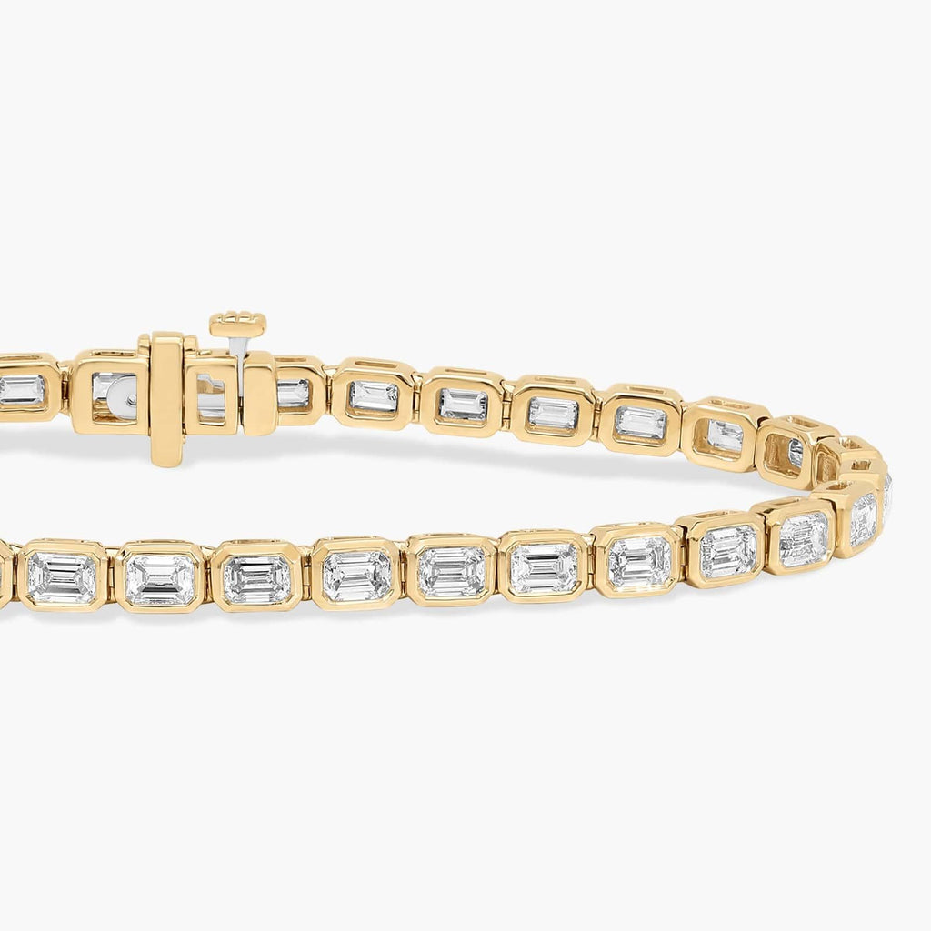 7 " Emerald Cut Lab Grown Diamond E/W Bezel Set Tennis Bracelet